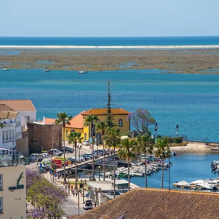 Center Stunning View *