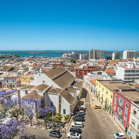 Center Stunning View *