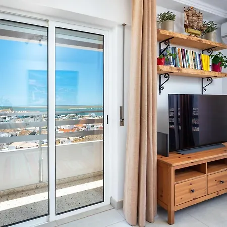 Center Stunning View *