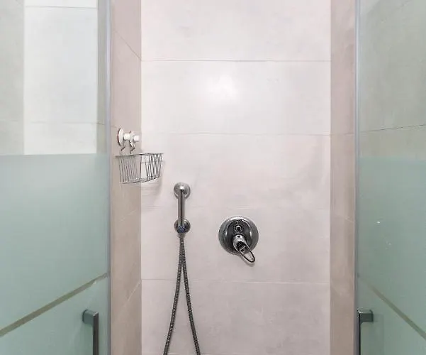 Center Stunning View ファロ