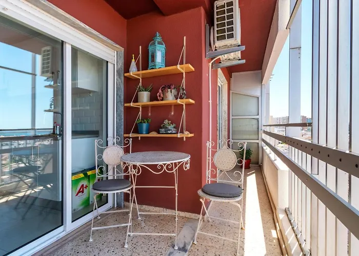 Center Stunning View ファロ