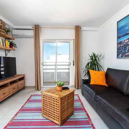 Apartment Center Stunning View *